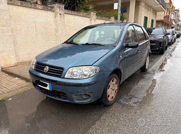 Fiat Punto/1.2 69 CV/5 POSTI/CLIMA