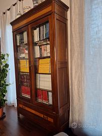 Libreria con ante in vetro  '800