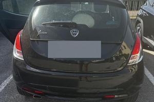 Lancia ypsilon 2019 1200 benzina motore fire