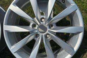 Cerchio in lega ORIGINALE VW Dijon 7Jx17H2 ET49