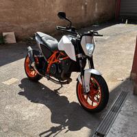 Ktm Duke 690 A2