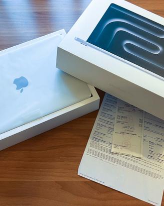 MacBook Pro M3 Pro 512 GB 18 GB ram, fine 2023