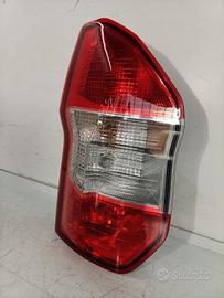 STOP FANALE POSTERIORE SINISTRO FORD Tourneo Couri