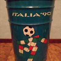 Contenitore metallico pouf Italia 90