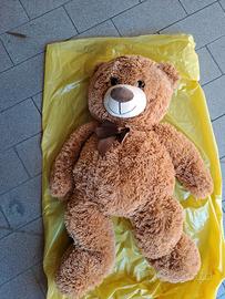 orsacchiotto peluche 