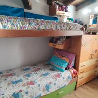 Cameretta letto a castello o soppalco, con 3 letti