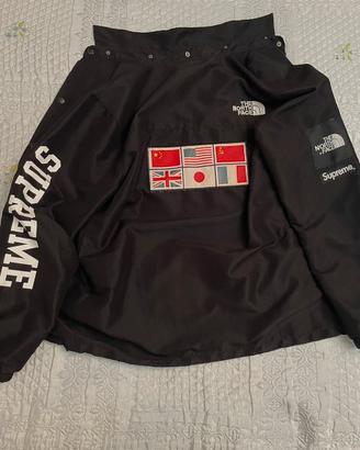 North face x supreme
