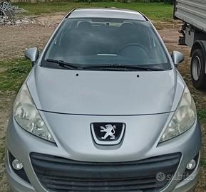 peugeot 207 1.4 diesel anno 2009