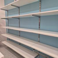 Scaffalatura per negozi uffici o magazzini