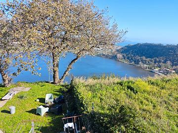 Pozzuoli panoramico suite arredata in villa