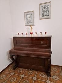 ANTICO PIANOFORTE ROESELER CON MOBILE RESTAURATO