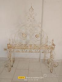 ANTICO PORTA VASI, Fioriera in ferro battuto.