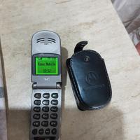 Motorola v50