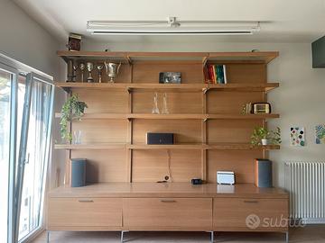 Mobile libreria con boiserie