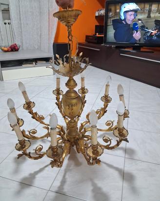 lampadario in ottone.