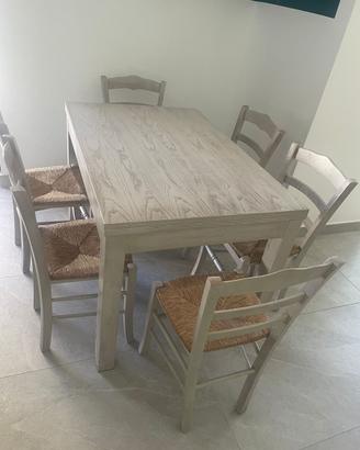Tavolo estensibile