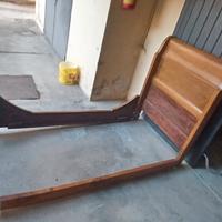 Letto a barca in legno