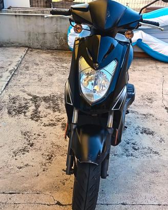 Scooter Kymco Agility 50cc - Nero - Buone