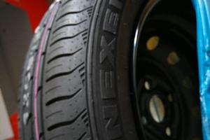 Gomme 165/ 60 r 14 con cerchi  4 fori Kia picanto