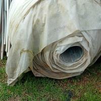 ROTOLO DI TESSUTO NON TESSUTO 