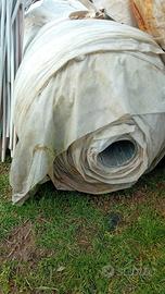 ROTOLO DI TESSUTO NON TESSUTO 