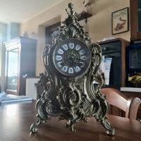 Elegante orologio da tavola vintage