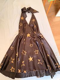 Vestito nero con stelle