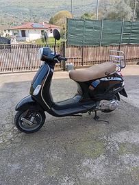 Vespa LX 125