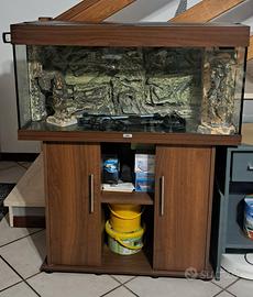 Acquario Juwel 200 litri.