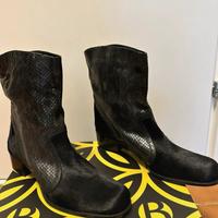 Stivali Neri “Furla” , scamosciate e cuoio