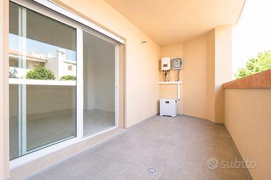 Trivano nuova costruzione con terrazza e p auto