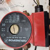 Pompa circolatore per caldaia GRUNDFOS UPS 15-50 9
