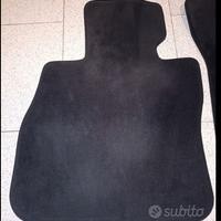 TAPPETINI ORIGINALI BMW F40 IN MOQUETTE NERA