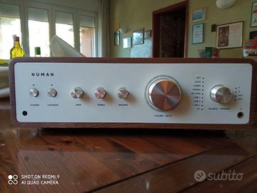Numan amplificatore stereo