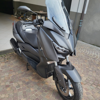 Yamaha Xmax 300