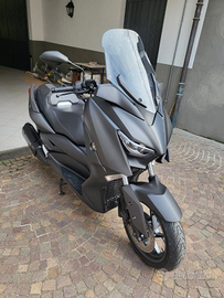 Yamaha Xmax 300