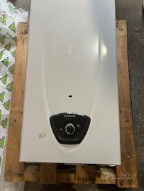 Scaldabagno gas metano Ariston