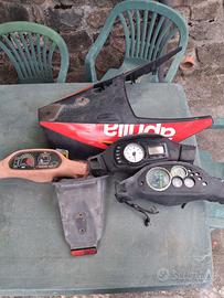 strumentazione e contachilometri di vari scooter