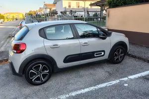 Citroen C3 Pure Tech 83 S&S Plus 1.2