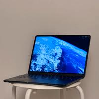 MacBook Air M2 (2022) Full Set + Cover Omaggio