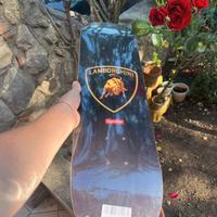 Tavola Skate Supreme x Lamborghini