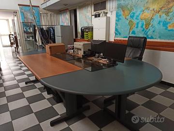 Tavolo ufficio