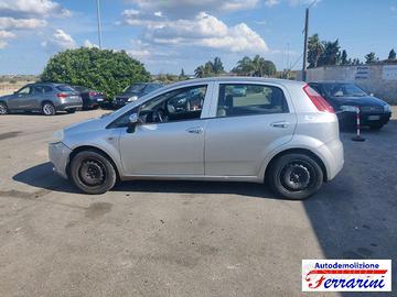 FIAT GRANDE PUNTO 199 1.3 D MULTIJET ricambi