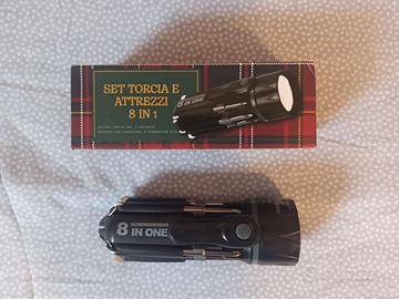 set torcia e attrezzi 8 in 1