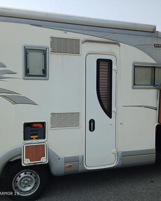 Camper Laika Kreos 2000 150 cv 33000km