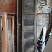persiane in legno per porte finestre 