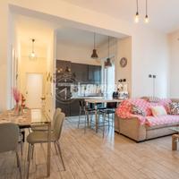 Bilocale ampio ristrutturato in zona centrale