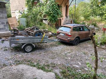 Autovettura Suw BMW320 D