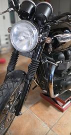 Bonneville MY 2008 BLACK