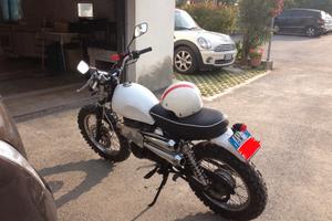 Suzuki TU250 scrambler